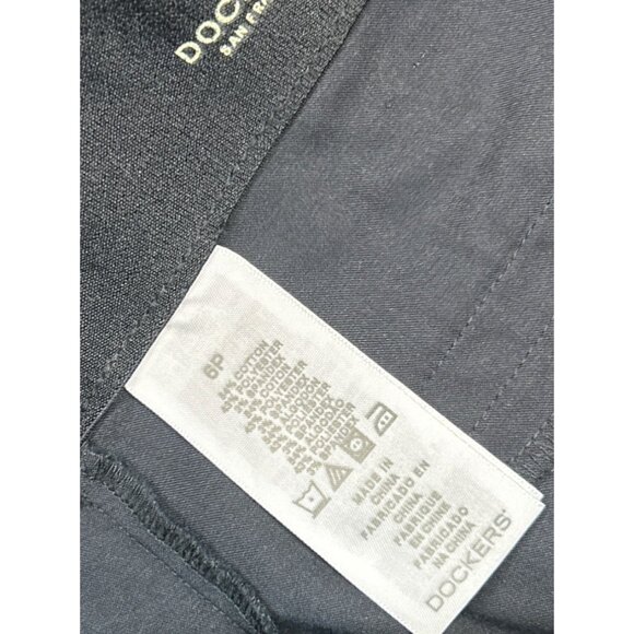 Dockers Comfort Waistbandβ Slimming 14' Bermuda Shorts in Navy Blue Size 6P - Picture 5 of 5